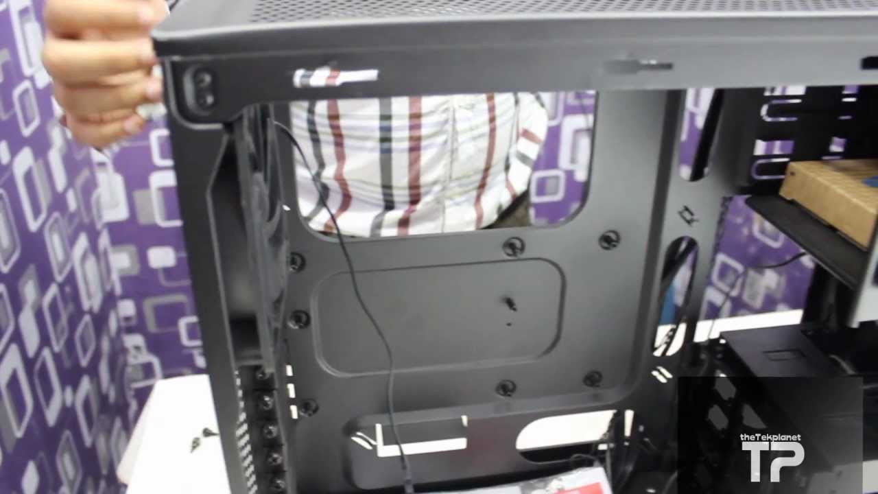 Corsair&reg; Carbide Series&trade; 200R Compact ATX Case Unboxing and Review!