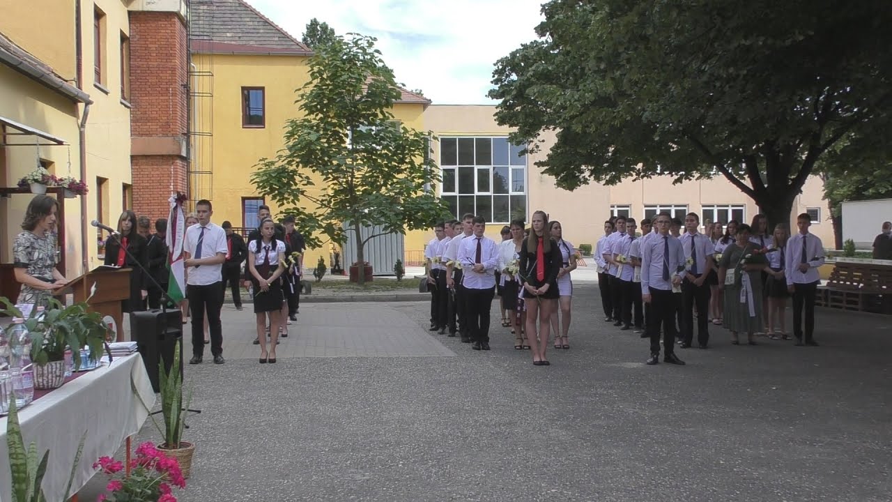 Ballagás a Gárdonyi Géza Általános Iskolában Ácson