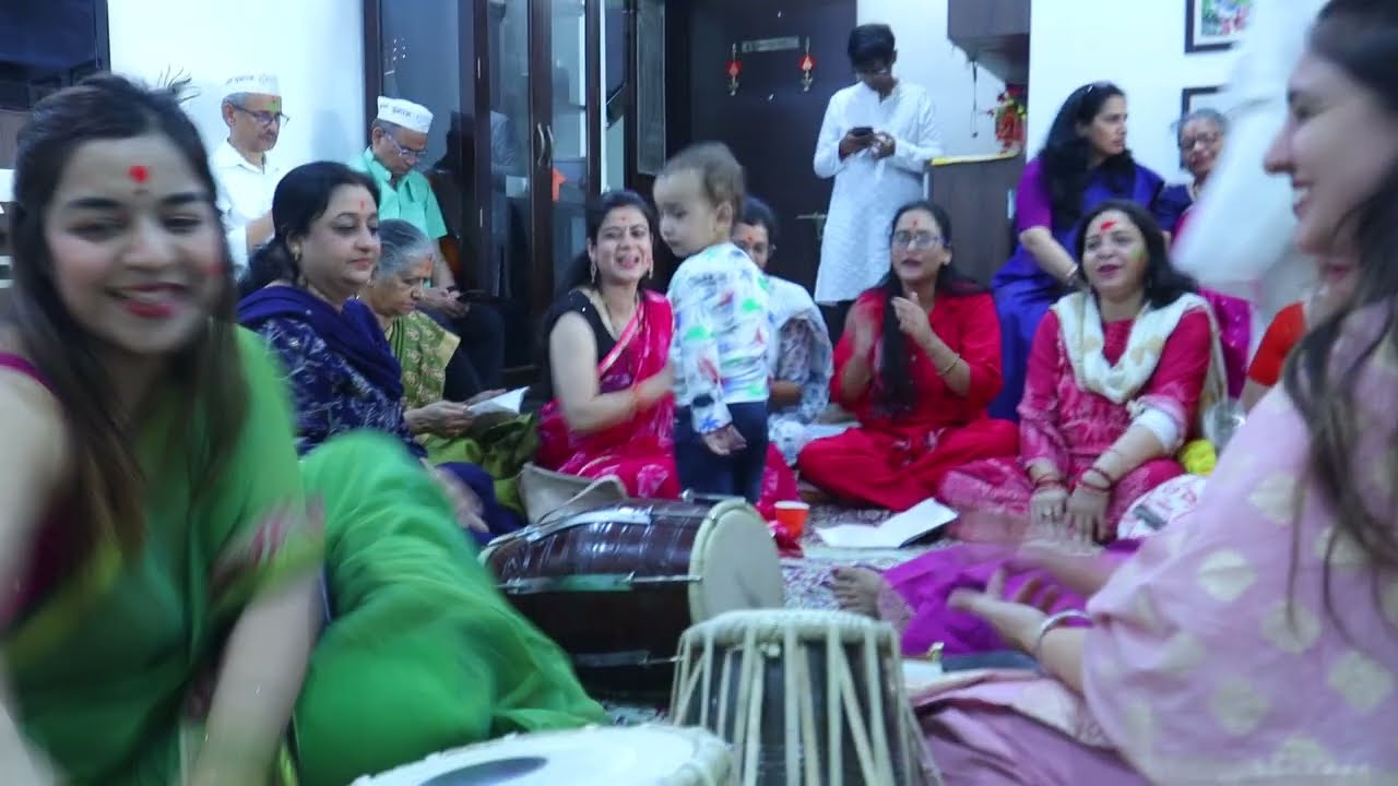 Kumouni Ladies Holi