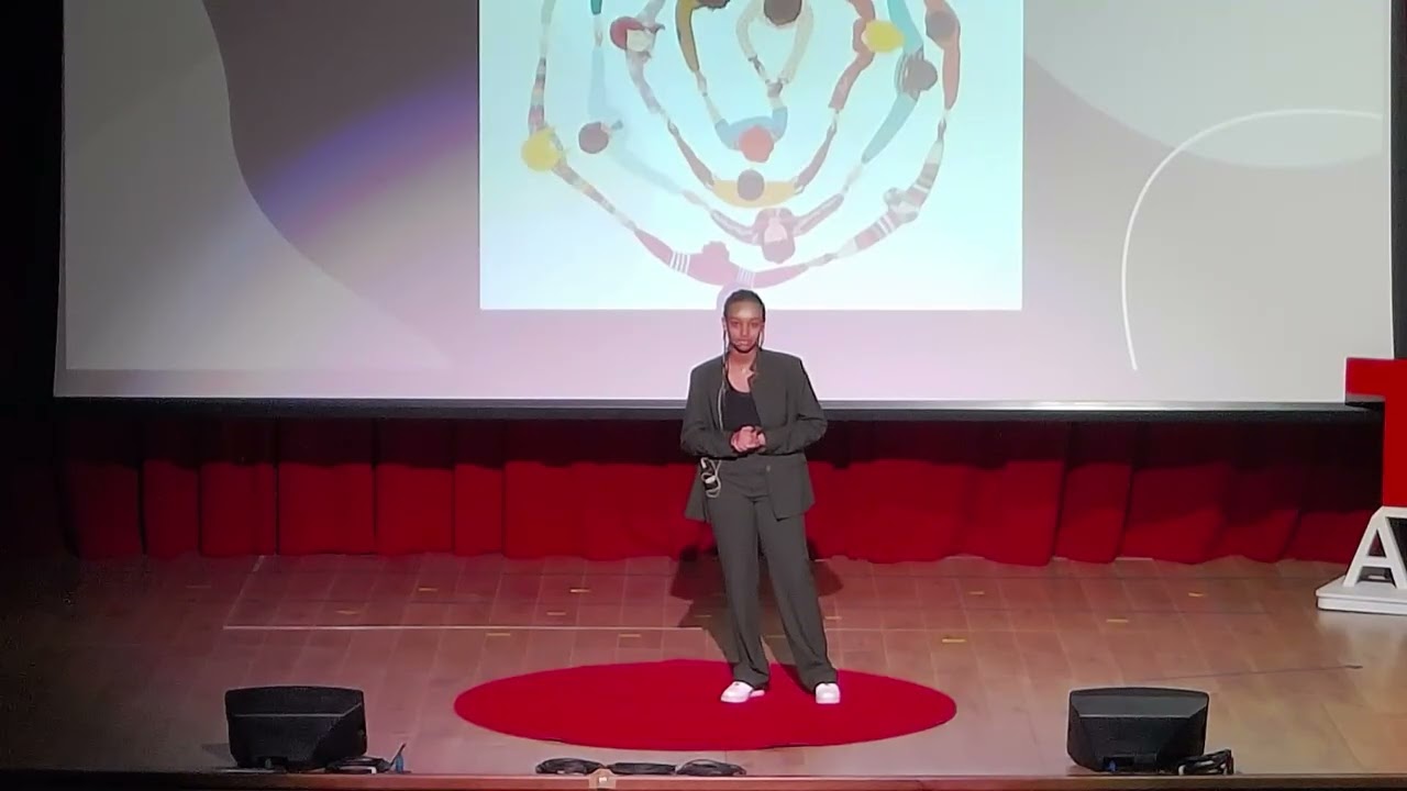 Взгляд на мозаику через призму аккультурации | Амината Диалло | Молодежь TEDxAIS Джидды