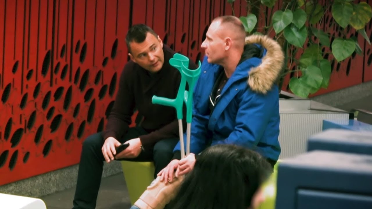 Fryzjer udając inwalidę prosił o pomoc swoje ofiary! #Złodzieje