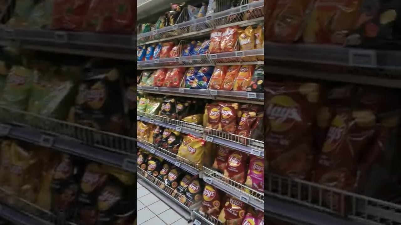FR. Strasbourg dans le super market Auchan de Hautepierre, Bas-Rhin, Alsace, France