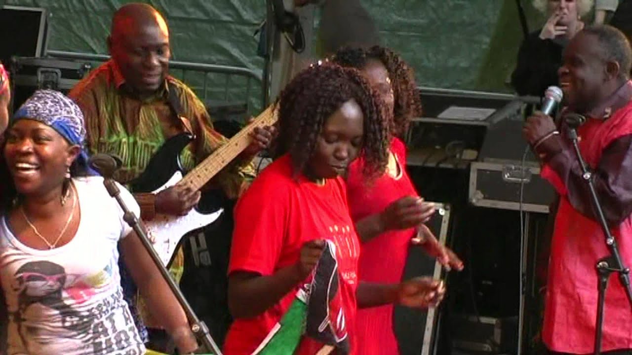 Samba Mapangala & Orchestra Virunga - 4 - LIVE at Afrikafestival Hertme 2012