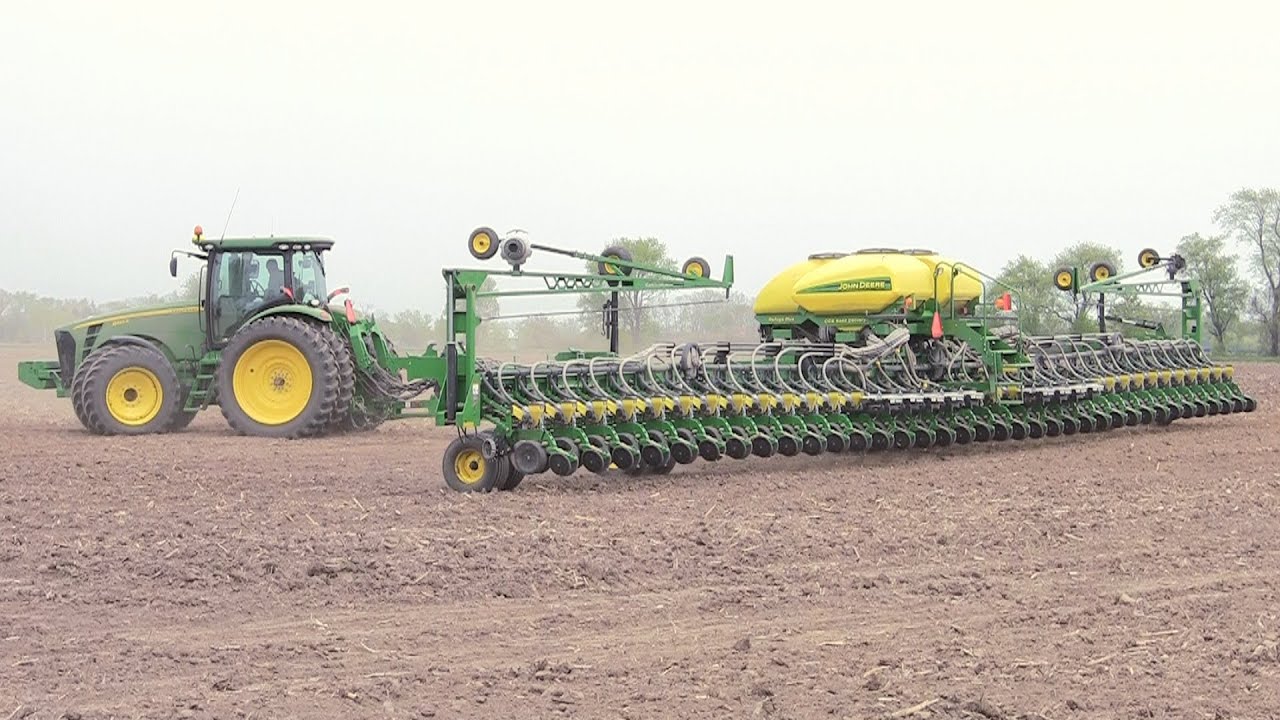 Pitstick Farms - John Deere DB90 Planter