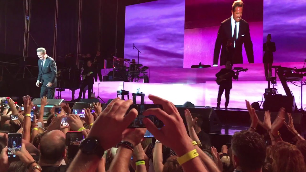 Inicio concierto - Si te vas - Luis Miguel - Sevilla 5/7/18 Estadio olímpico