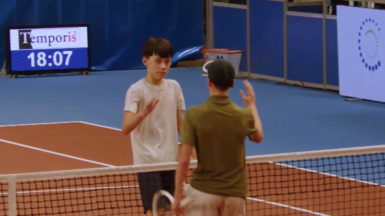 Les Petits As 2026 - Tristan Ducros, tombeur de Timo Monier Vinard, est le seul Français en quarts