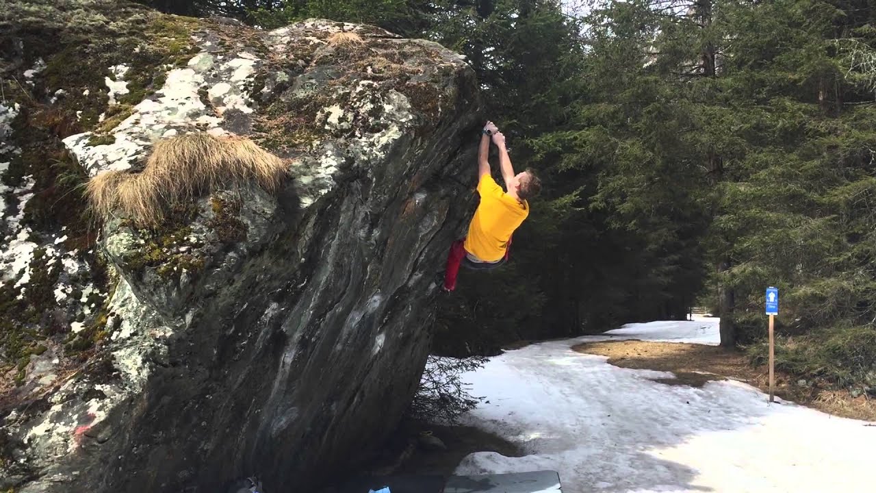 Jakob Troger climbing Jensen Panetone in Str&ouml;den.