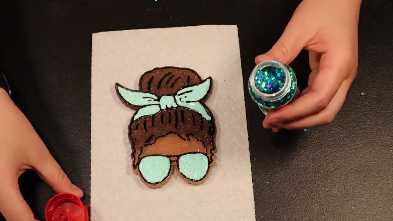 How to Use Glitter on Freshies, Puffy Paint Glitter Tutorial, How to Decorate Freshie Molds