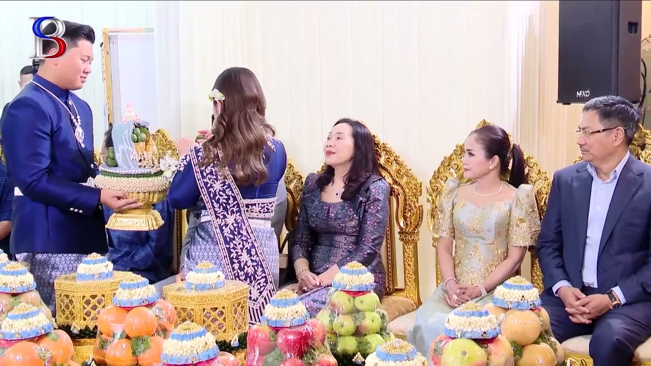 ស្លាដក់ ស្លាកន្សែងជូនចាស់ជូនទំុ