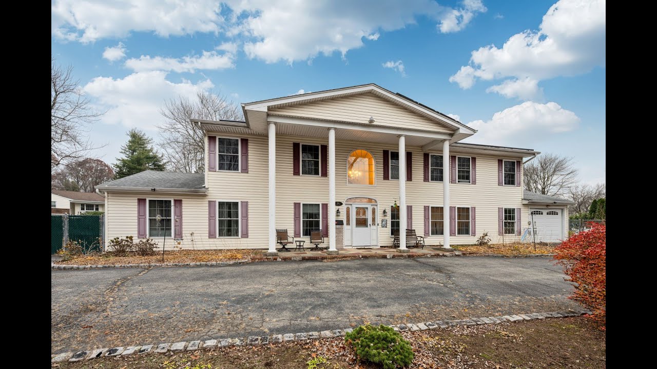 255 Knoll Road Lake Hiawatha, NJ | ColdwellBankerHomes.com