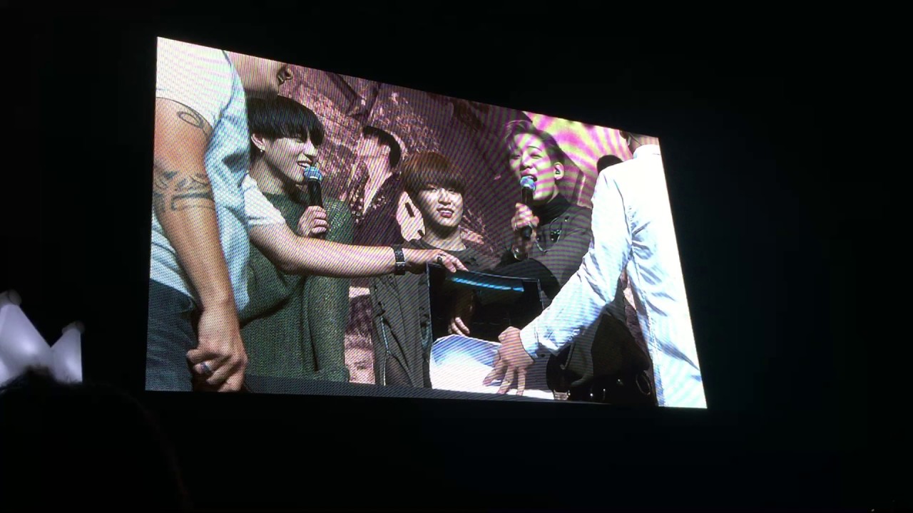 [FANCAM] 161211 GOT7 갓세븐 Flight Log: Turbulence - Game Session (Mystery Boxes) in Singapore