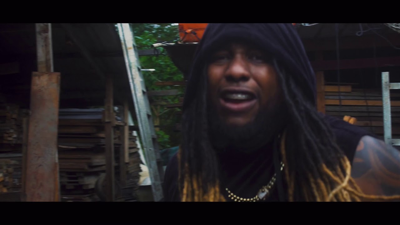 El Tuox  saco de letra (video oficial) (tiradera)