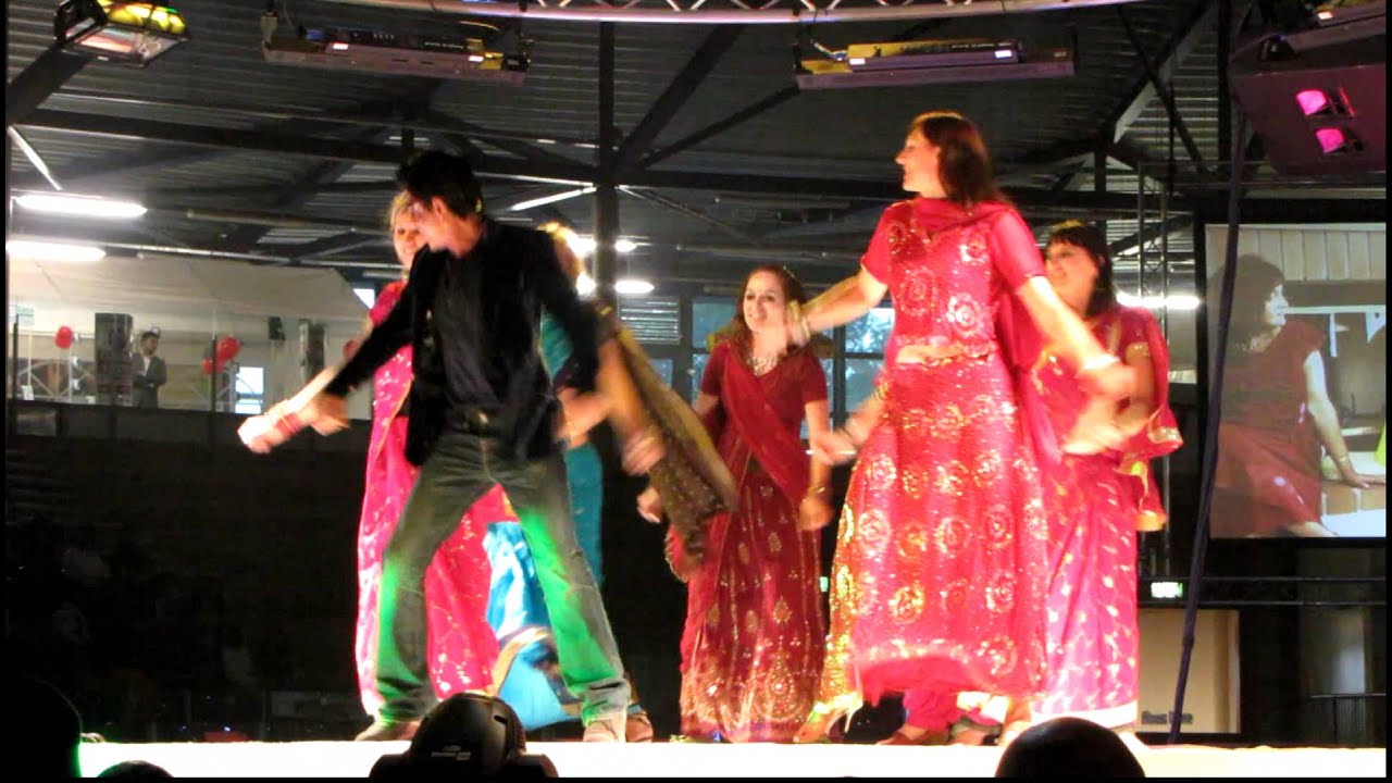 ShahRukh Khan - Chaiyya Chaiyya - Incredible India Festival 2011 - The Netherlands