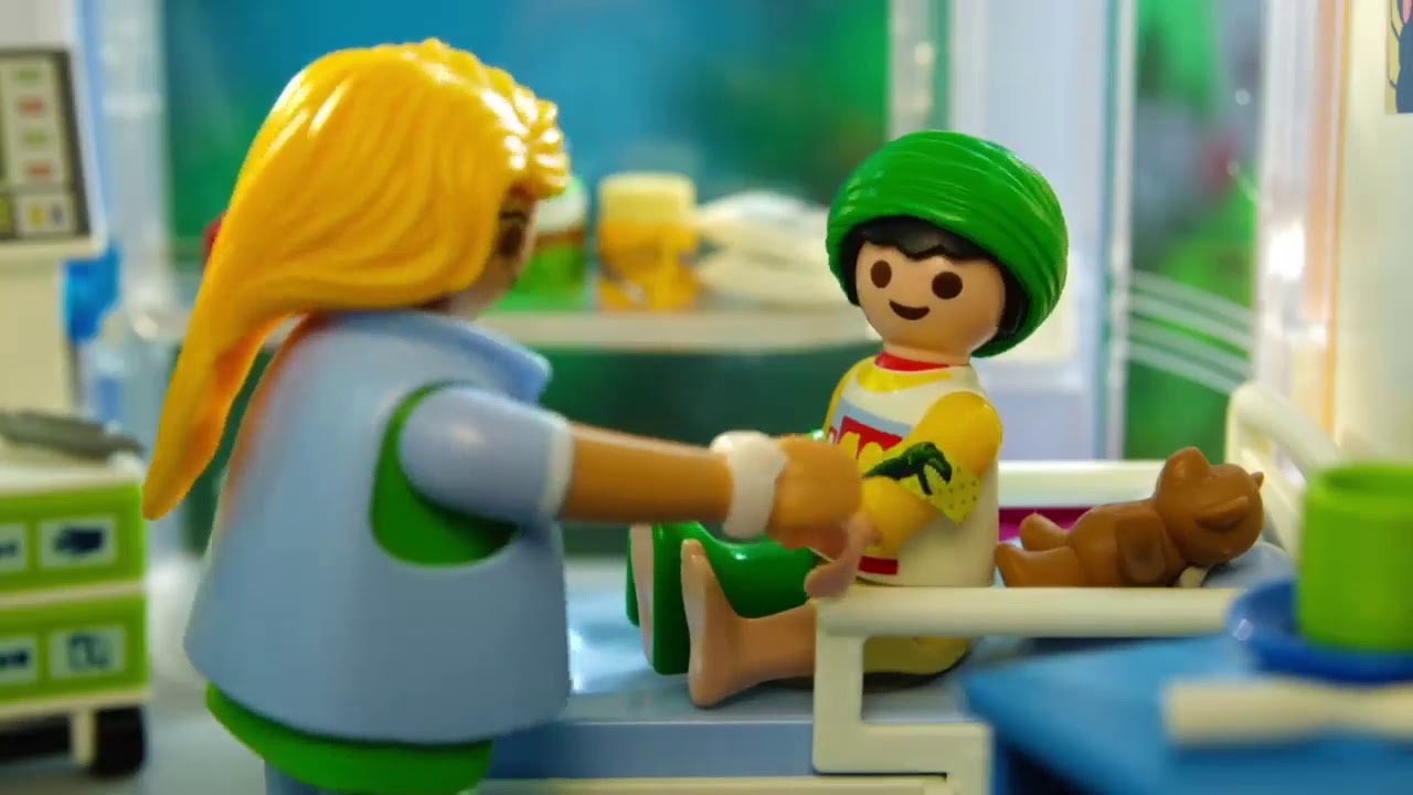 PLAYMOBIL Hospital @2TTOYS