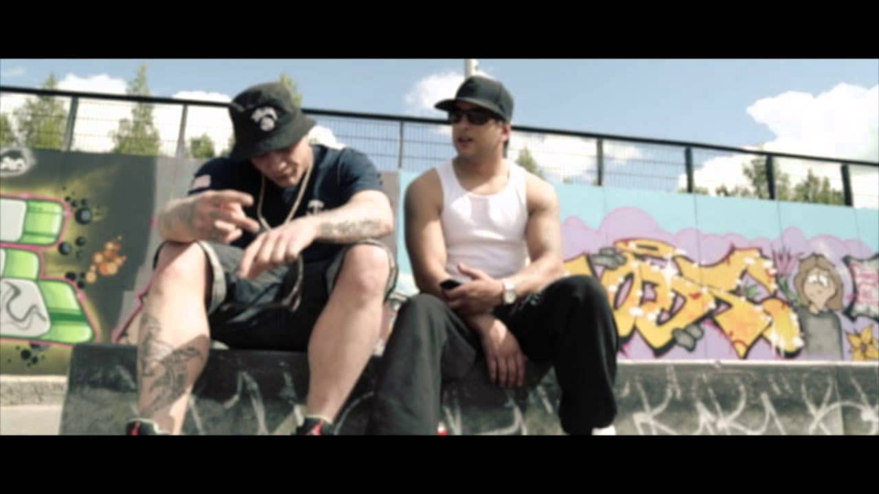 Taisto & &Auml;ll&auml; - H&auml;m&auml;r&auml;st&auml; aamuun (Pirados Records)