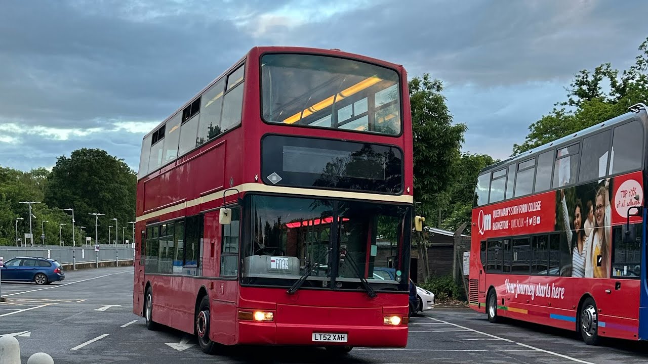 *LT52 XAH*Bear Buses 52Reg Dennis Trident Plaxton President(Ex First London)