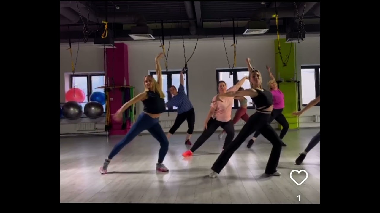 Rumba lady style Любительская группа в фитнес клубе «Les fitness” Тренер Мария Мирзоян