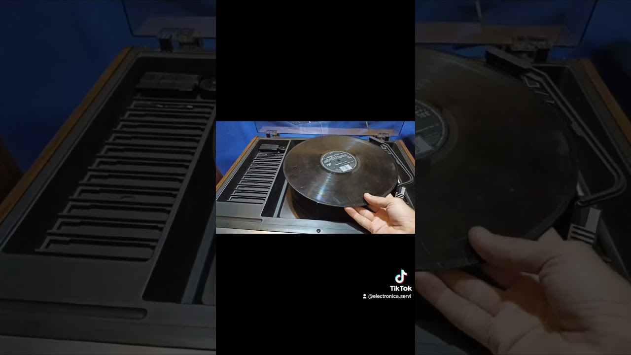 Restauración SONY HMK-119 año 1977.