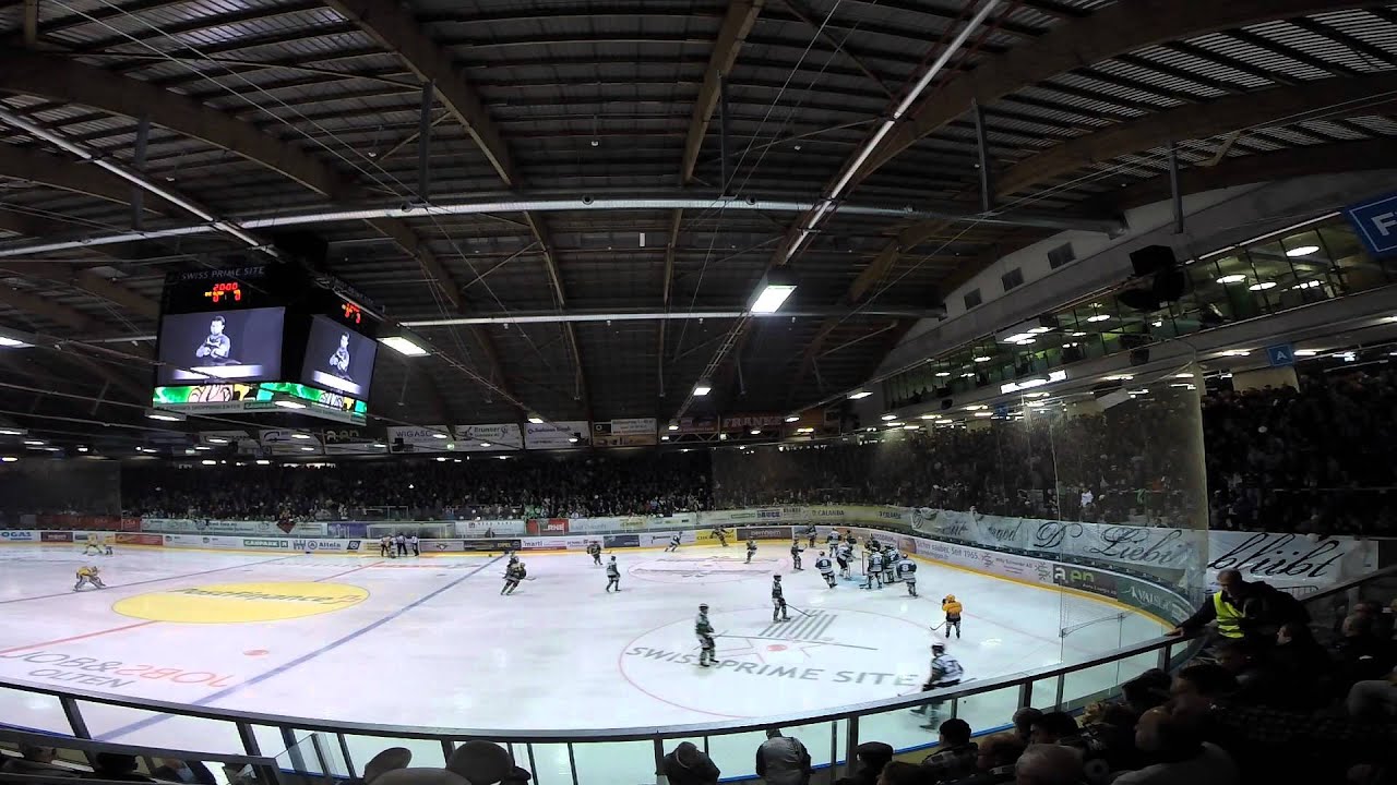 EHC Olten Spielereinlauf - Kleinholz Premiere