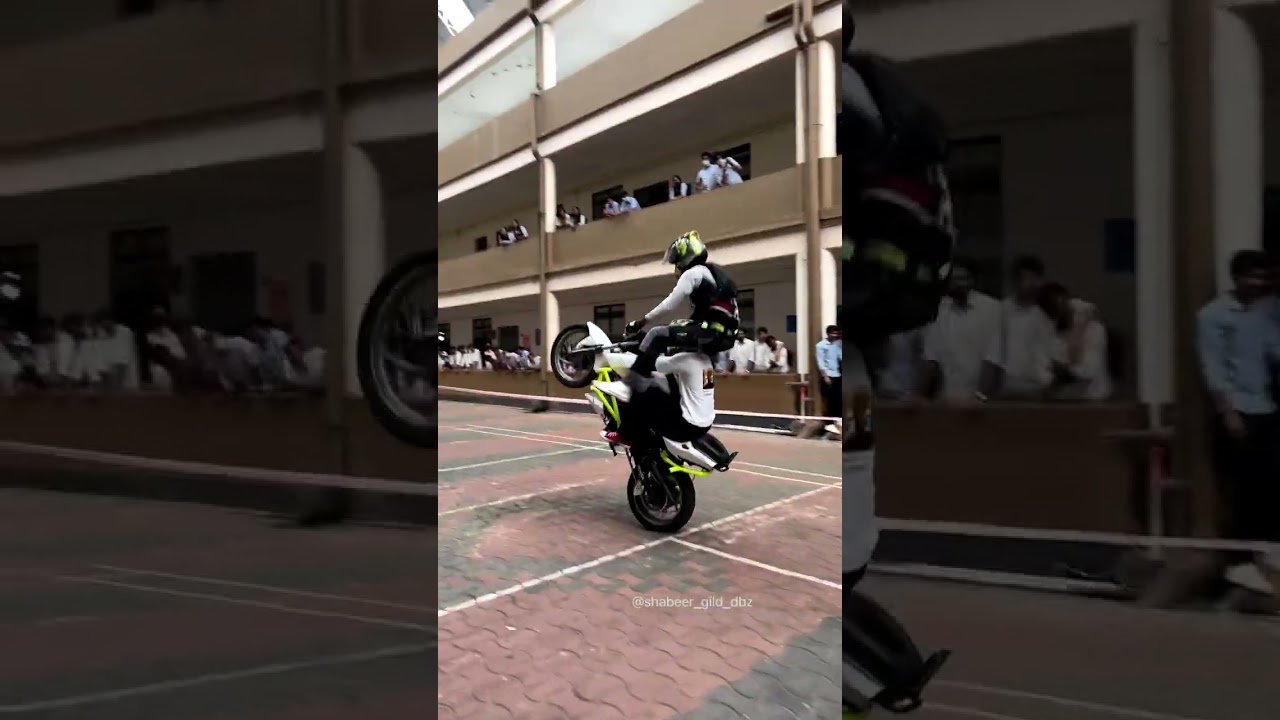 College Bike Stunt | See Girls Reaction 😱🔥 #Shorts