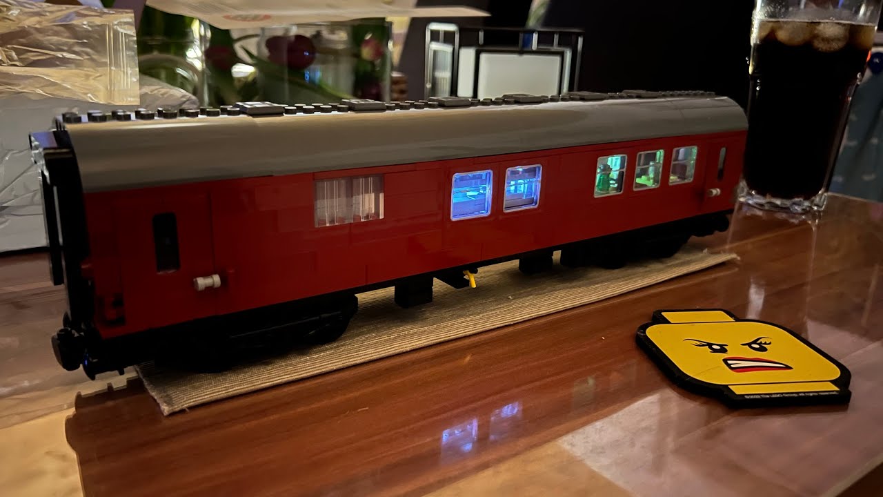 Reko Mitropa Speisewagen MOC 8w mit Beleuchtung
