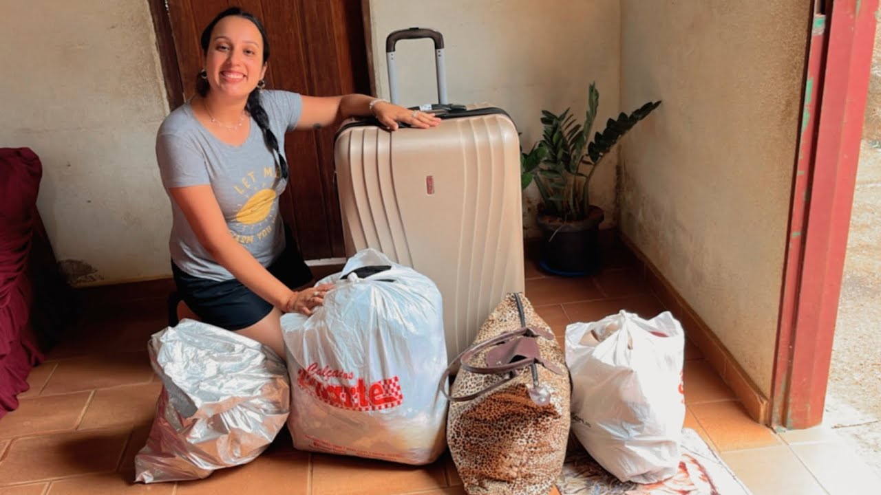 Mostrando tudo que ganhamos pro bazar da igreja @Famílialica