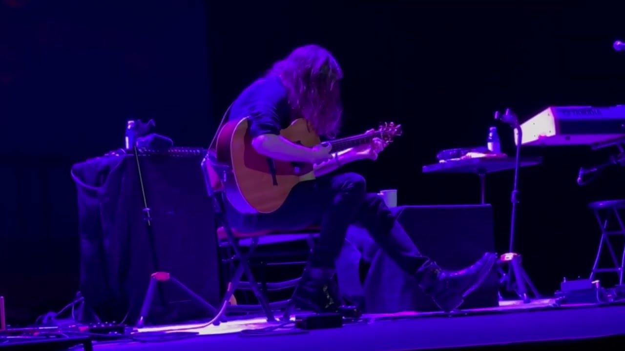 MIKE DAWES - CLOUD CATCHER Opens A Guitar Genius' Short & Sweet Set at The Plaza Live in Orlando, FL