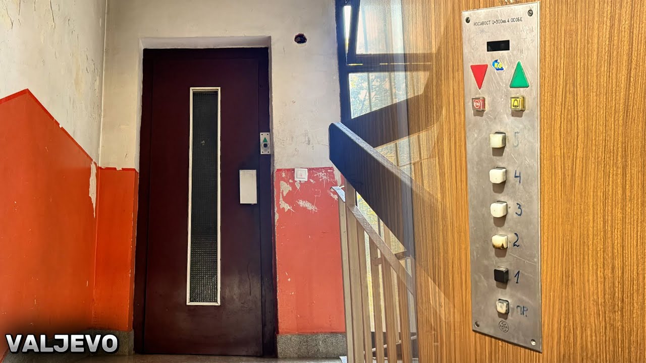 INNER DOORLESS! EPIC & NICE Fully Original DAKA Lift at Bul. Palih Ratnika 91-92 58, Valjevo, Serbia
