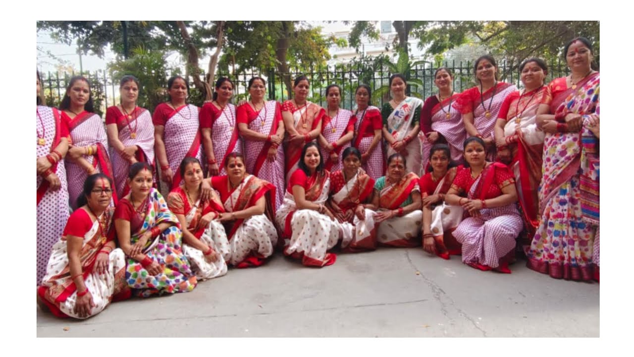  दिल्ली वेस्ट विनोद नगर में लेडिस की पहाड़ी होलीका पहला दिन। #phadilifestyle #happyholi #phadiholi 