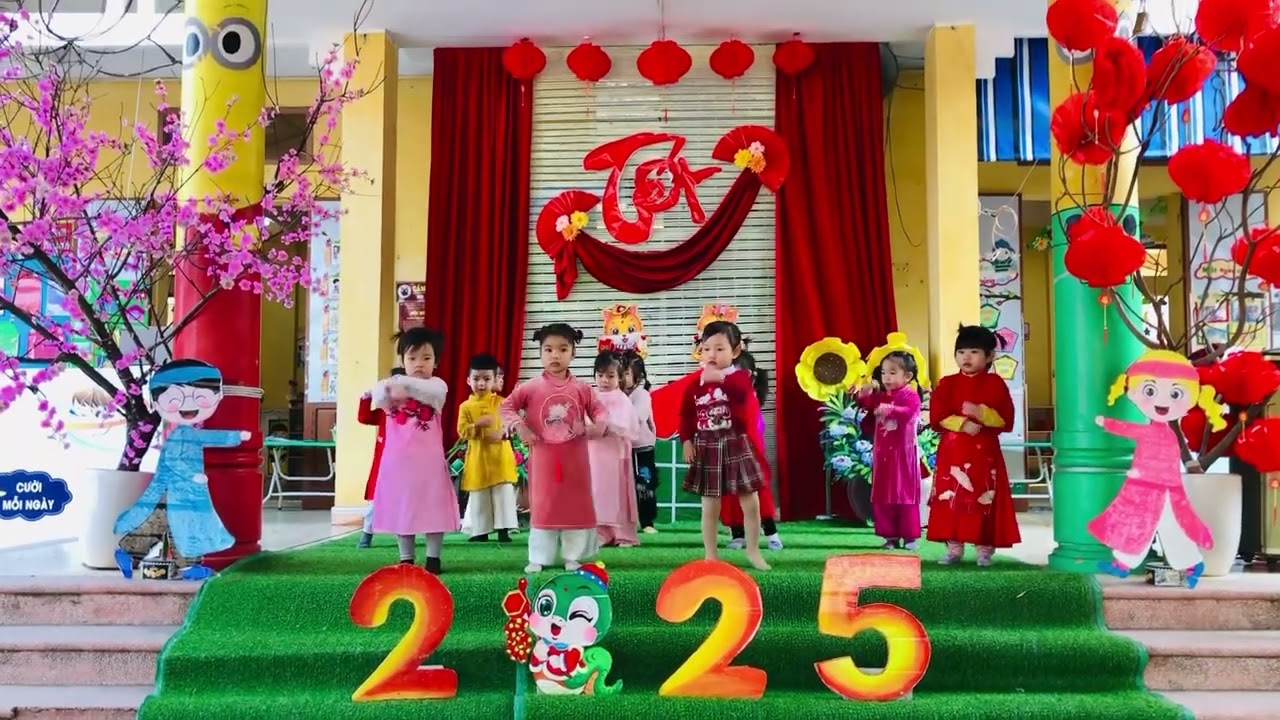 Nhảy Chery Chery lớp 3 tuổi B năm học 2024-2025