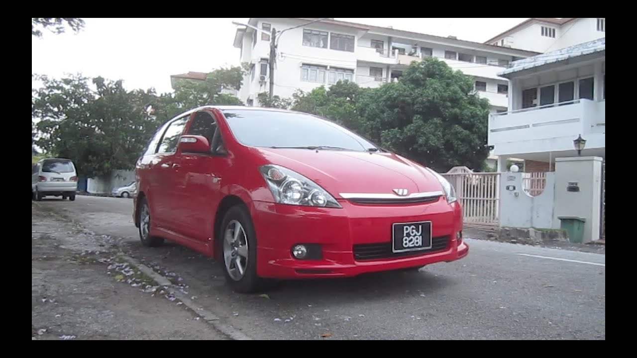 2004 Toyota Wish Start-Up, Full Vehicle Tour, and Quick Drive