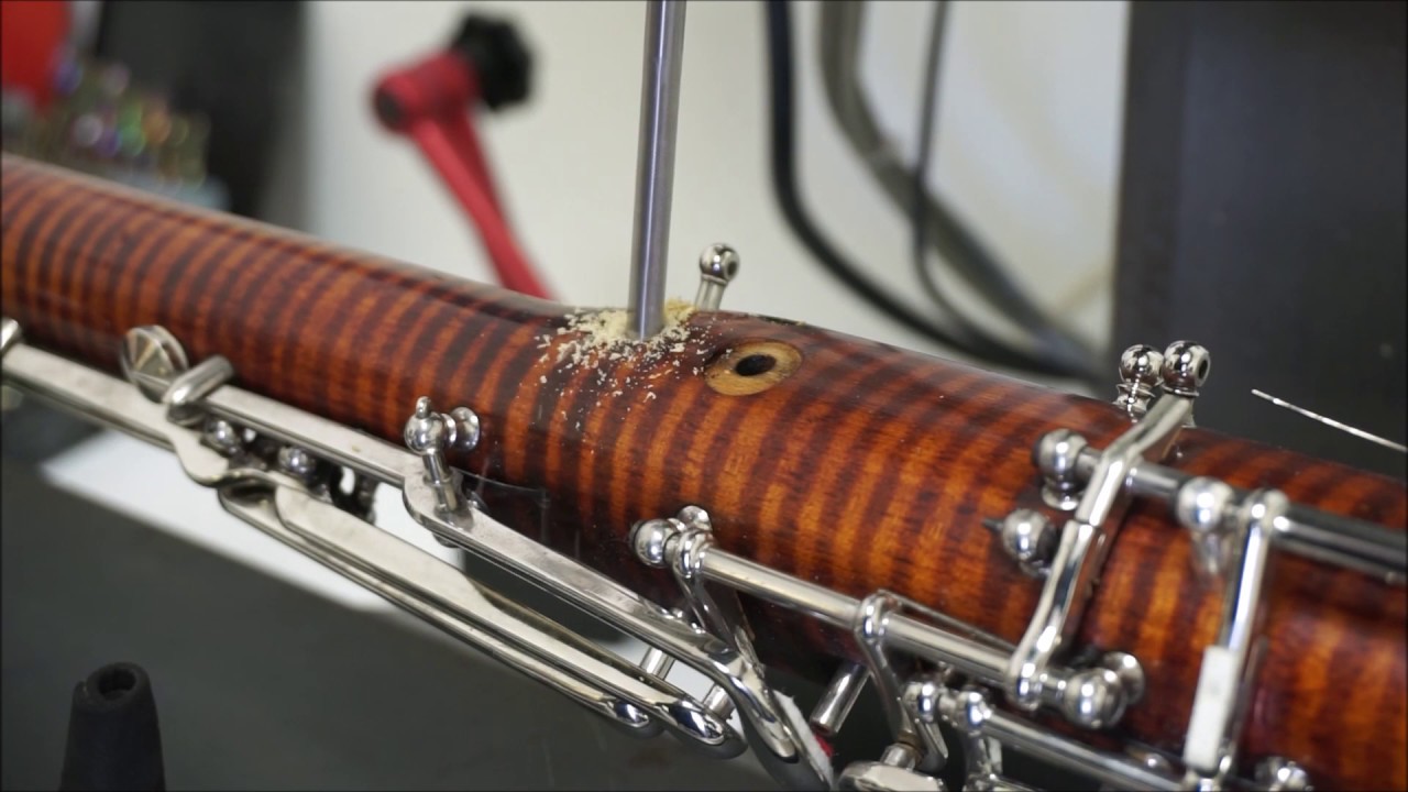 Reparar fagot. Instalación llave Mi agudo Heckel 10xxx. Installing High E key Heckel Bassoon.