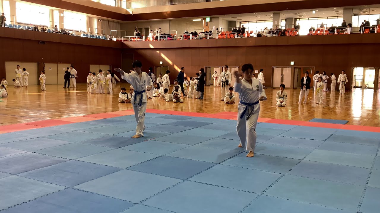 第26回愛知県大会《型》中学生 緑・青帯（決勝）26th Aichi Championship Patterns 13-15 years Green, Blue belt FINAL