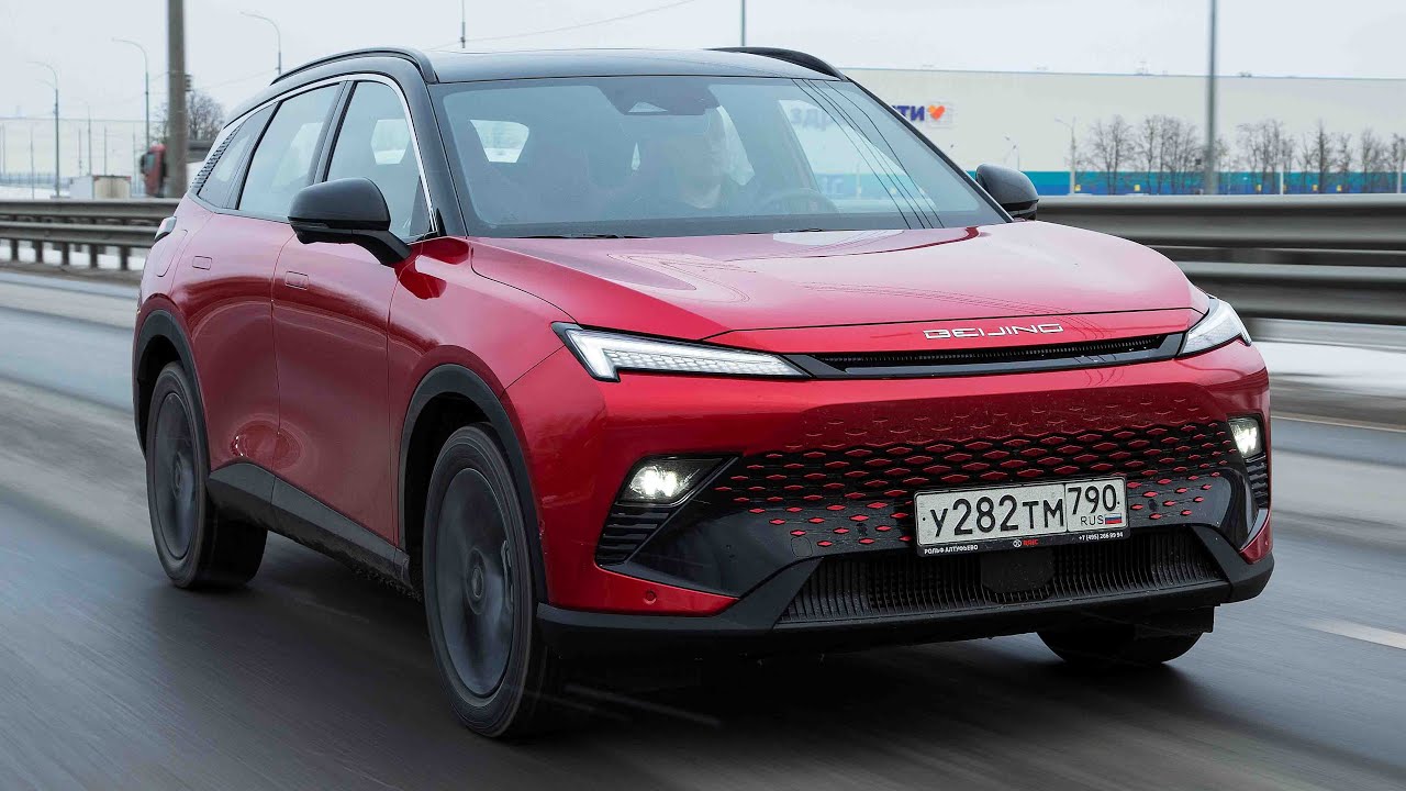 НОВЫЙ КРОССОВЕР BAIC X55 – почти Kia Sportage, VW Tiguan и Toyota RAV4? / БАИК Х55 тест и обзор