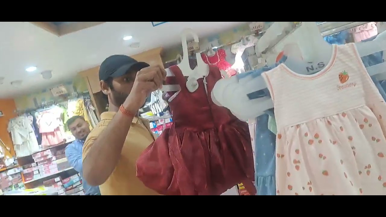 Holi ki shopping #minivlog #reelkrofeelkro l #vlogger #vedioviral 