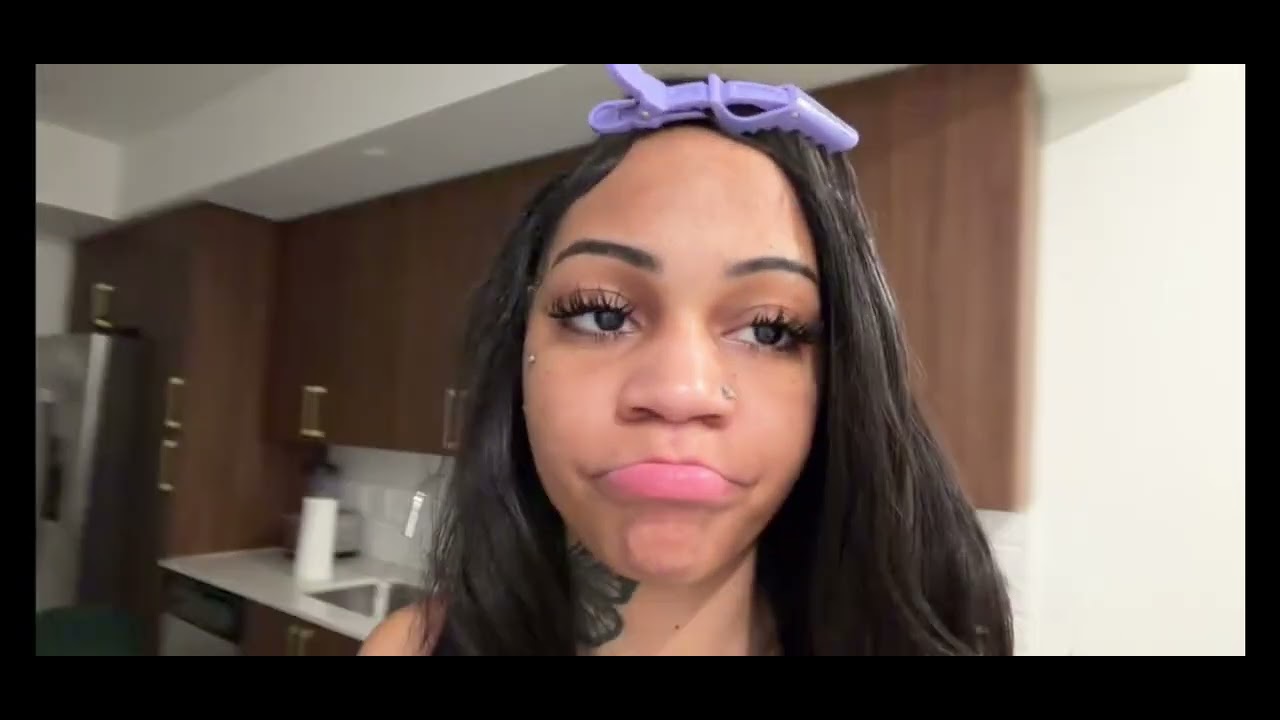 Aspen Kartier opens up and gets very EMOTIONAL talking about her mental health 