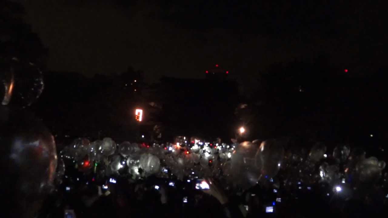 Tokyo New Year's Eve Countdown 2012 - Zojoji Temple Japan