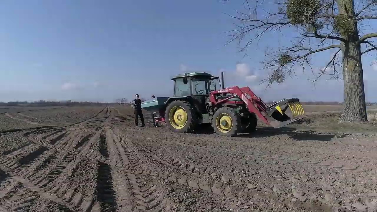 Rozsiewanie Nawozów 2019 John Deere 2140