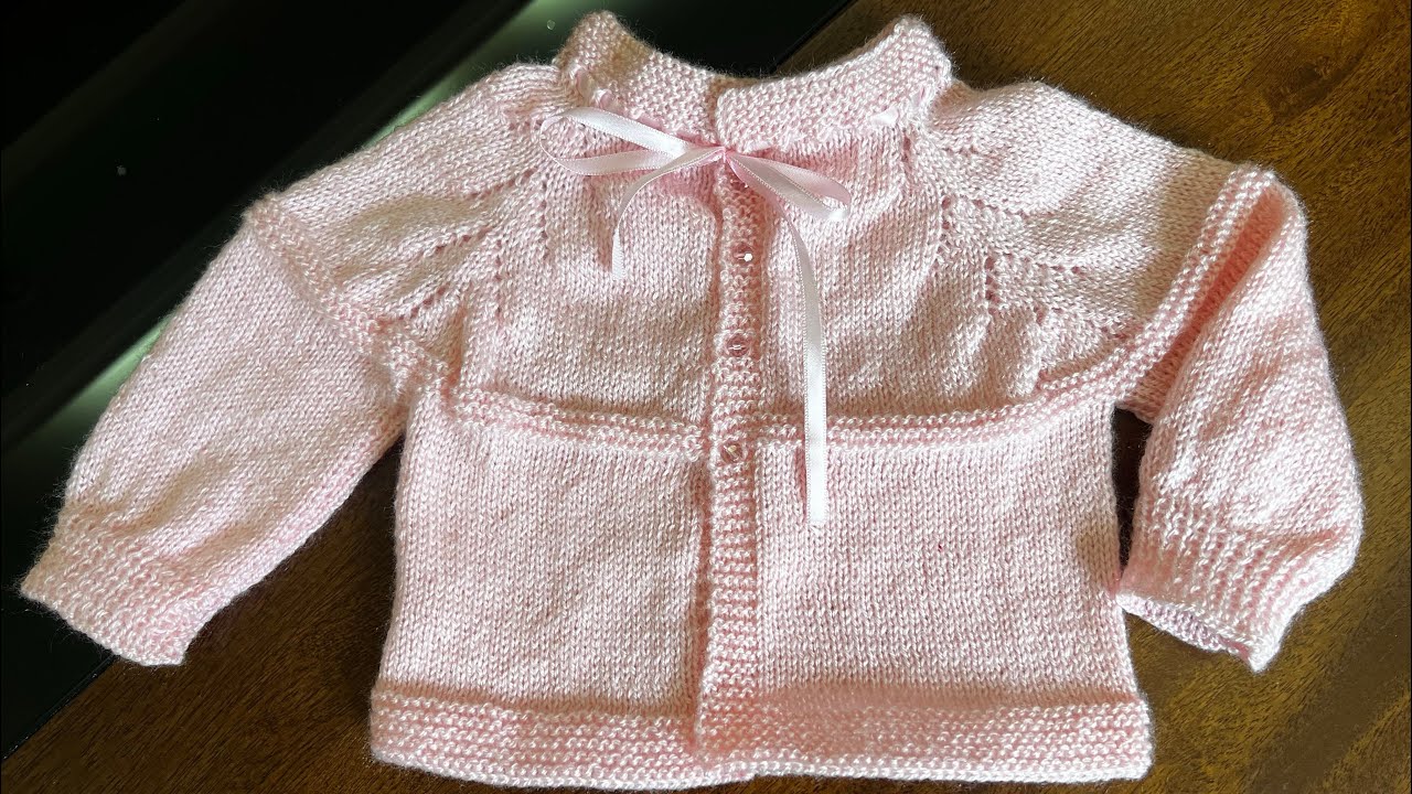 Casaquinho de Bebe em tricô Top Down de 01 a 3 meses
