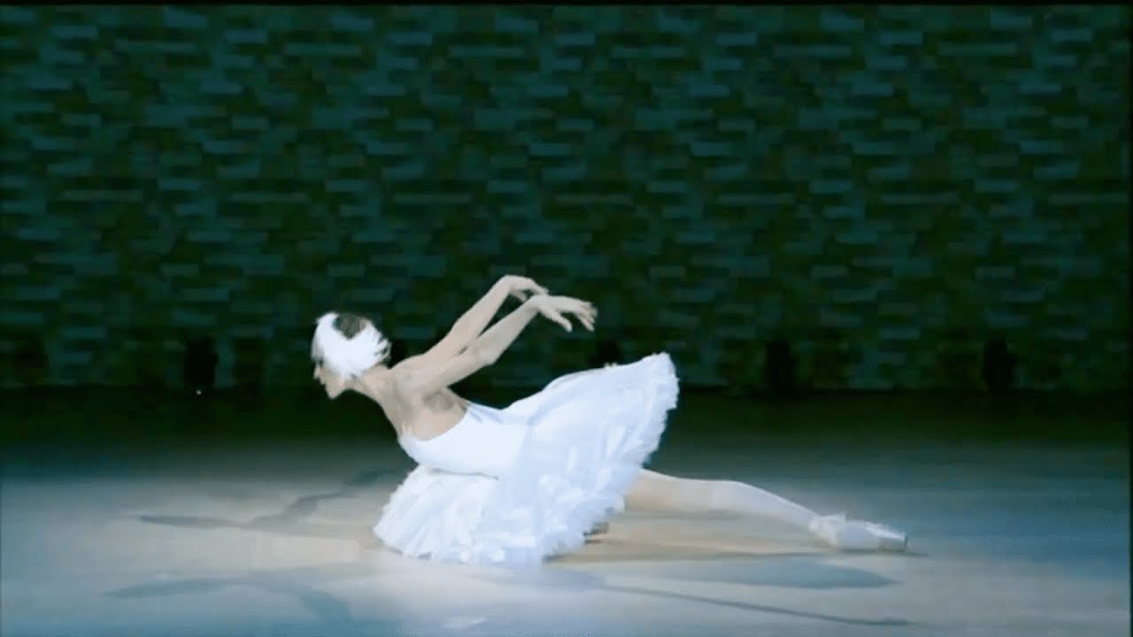 ULYANA LOPATKINA - 