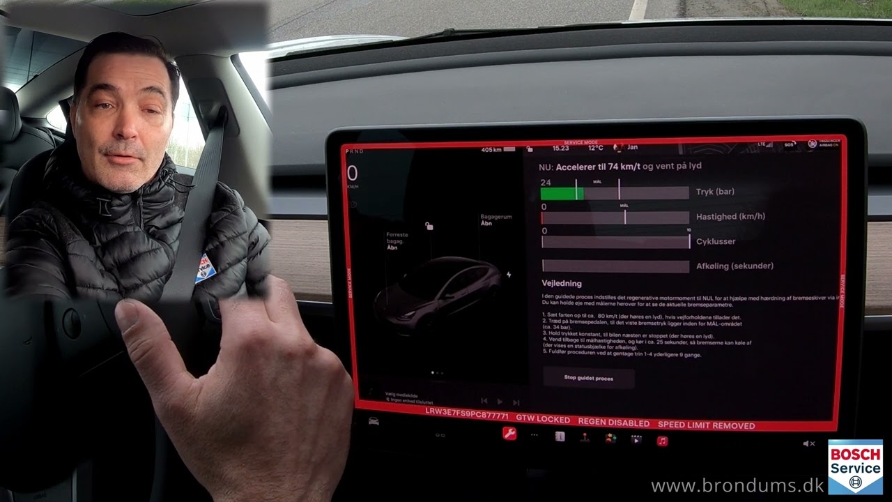Tesla brakedisk cleaning