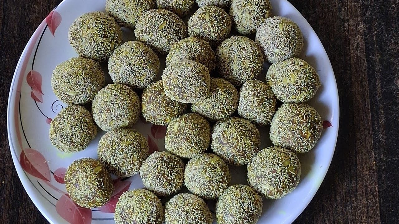 कच्ची हल्दी और रागी के लडू अगर हड्डियों और जोड़ों में दर्द, खून की कमी है एक बार इसे जरूर बनाना |