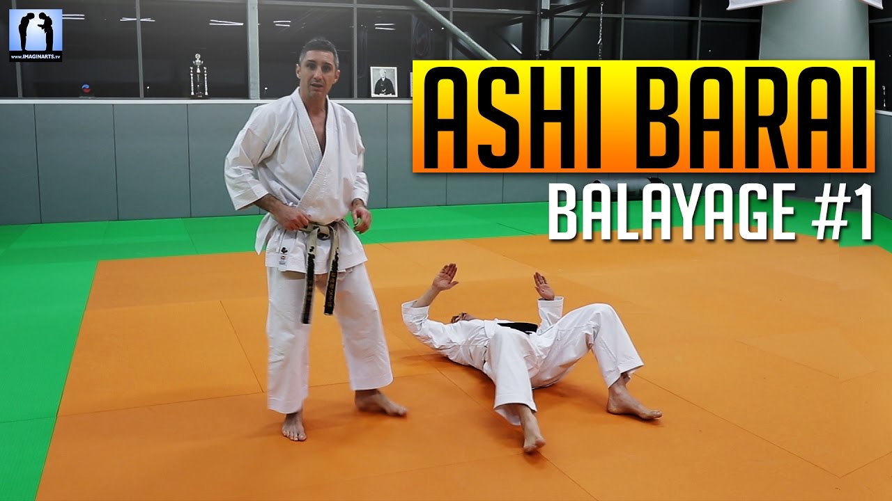 Ashi Barai Karate - Balayage de la jambe avant