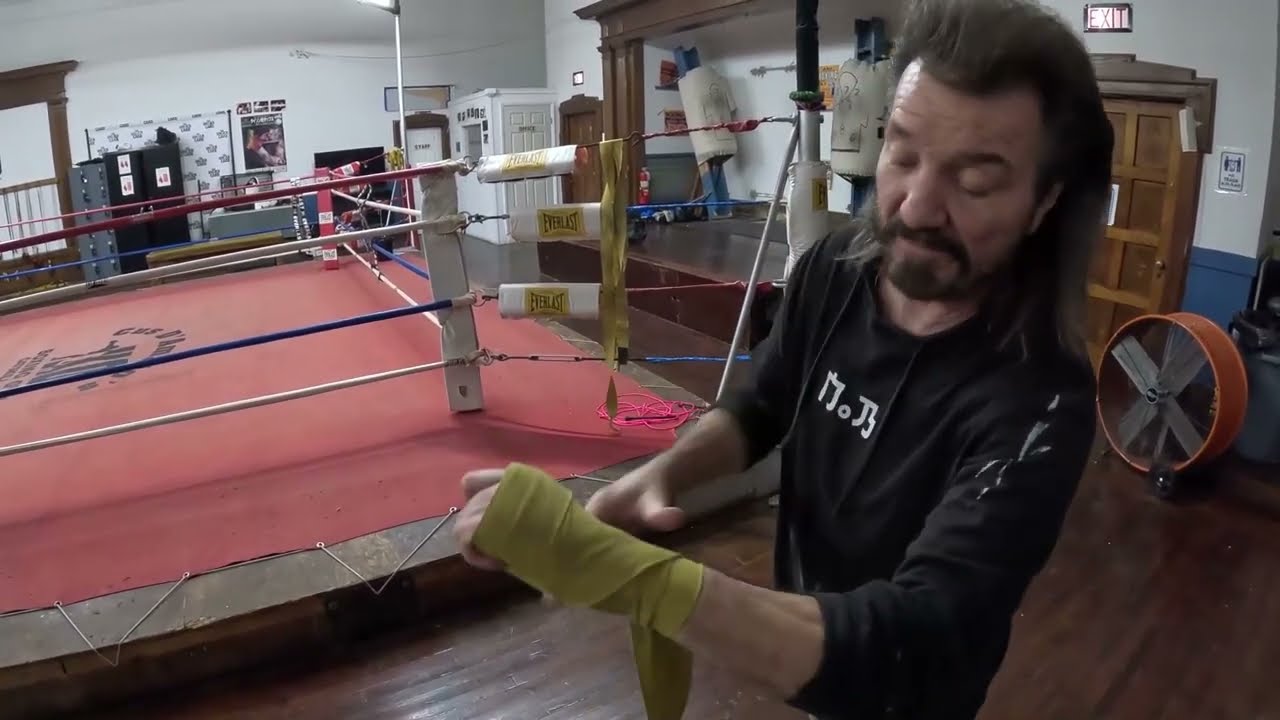 Teddy Atlas hand wrapping method for boxing straight from Cus D'Amato's KO Boxing Gym