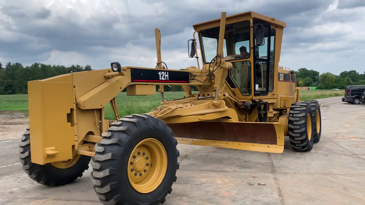 Motorgrader: Caterpillar 12H, year 2001 (Refnr. BM3274)