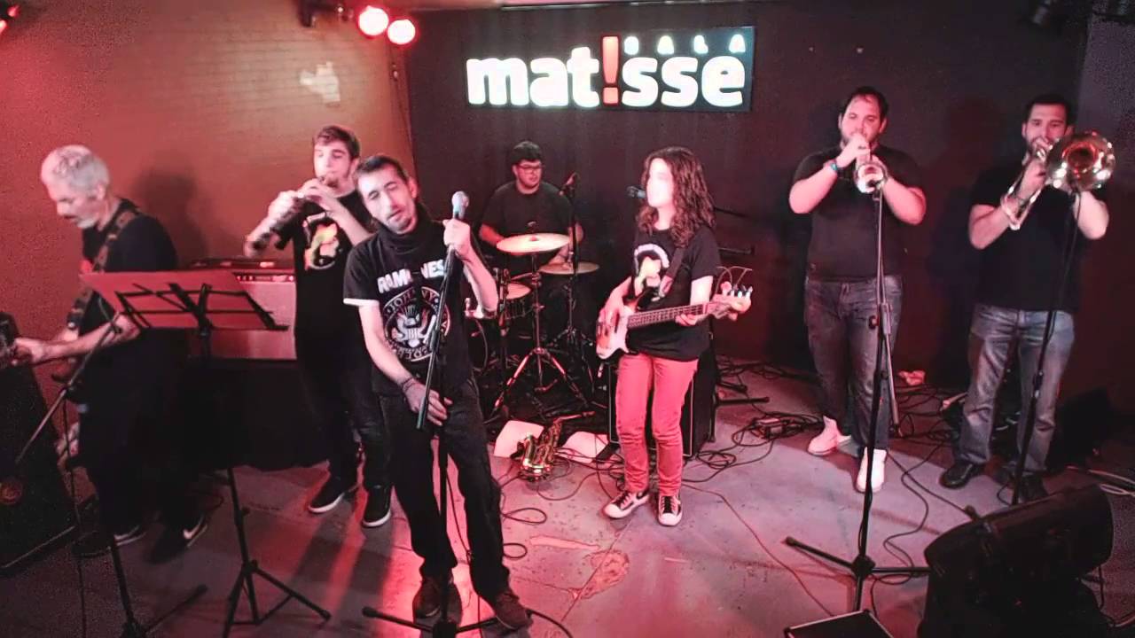 LA FISTULA VALLKANIKA - LLUITEM I LLUITAREM  (Concert sala Matisse, València)