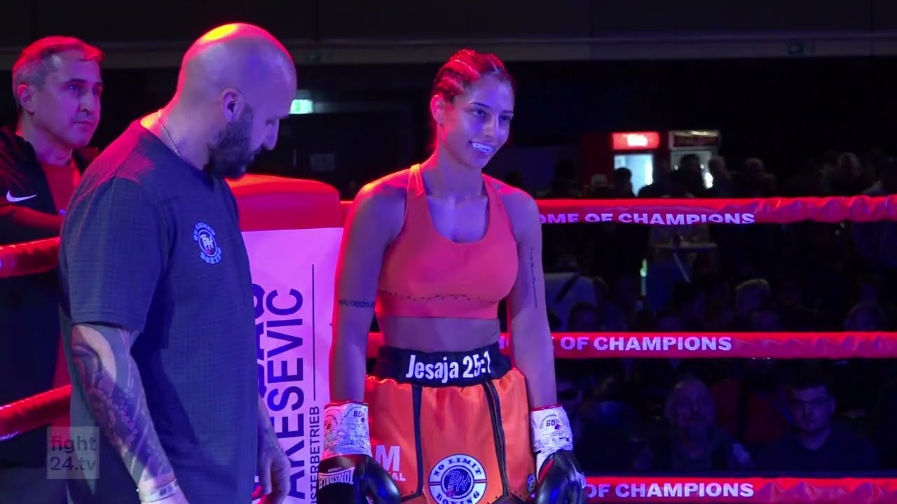 Lorena Bunoza vs Angela Canizzara - No Limit Fight Night 16.11.2024