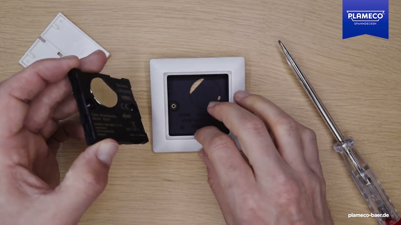 Funkschalter E-Net Batteriewechsel [SERVICE & TUTORIALS] - Plameco-Spanndecke mit E-Net-Funk