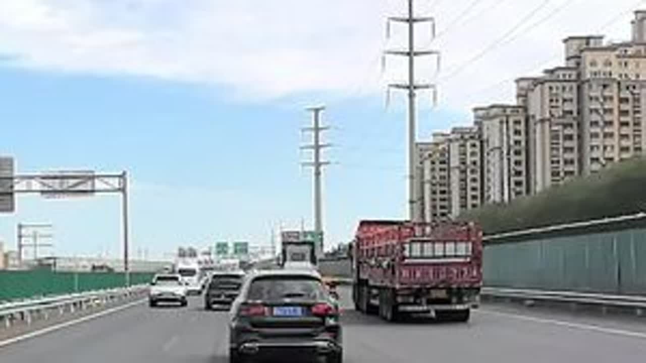 G7京新高速起点（北京方向）——天池