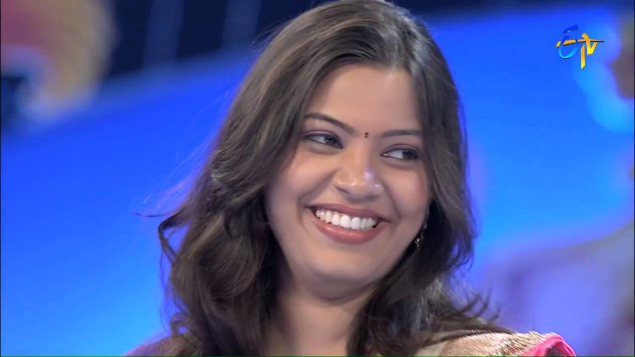 Naa Choope Ninu Vethikinadi Song   Mano, Geetha Madhuri Performance in ETV Swarabhishekam   1st Nov